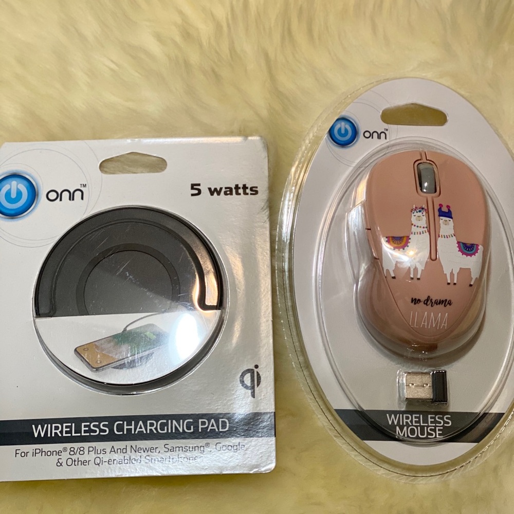 wireless charger and wireless mouse